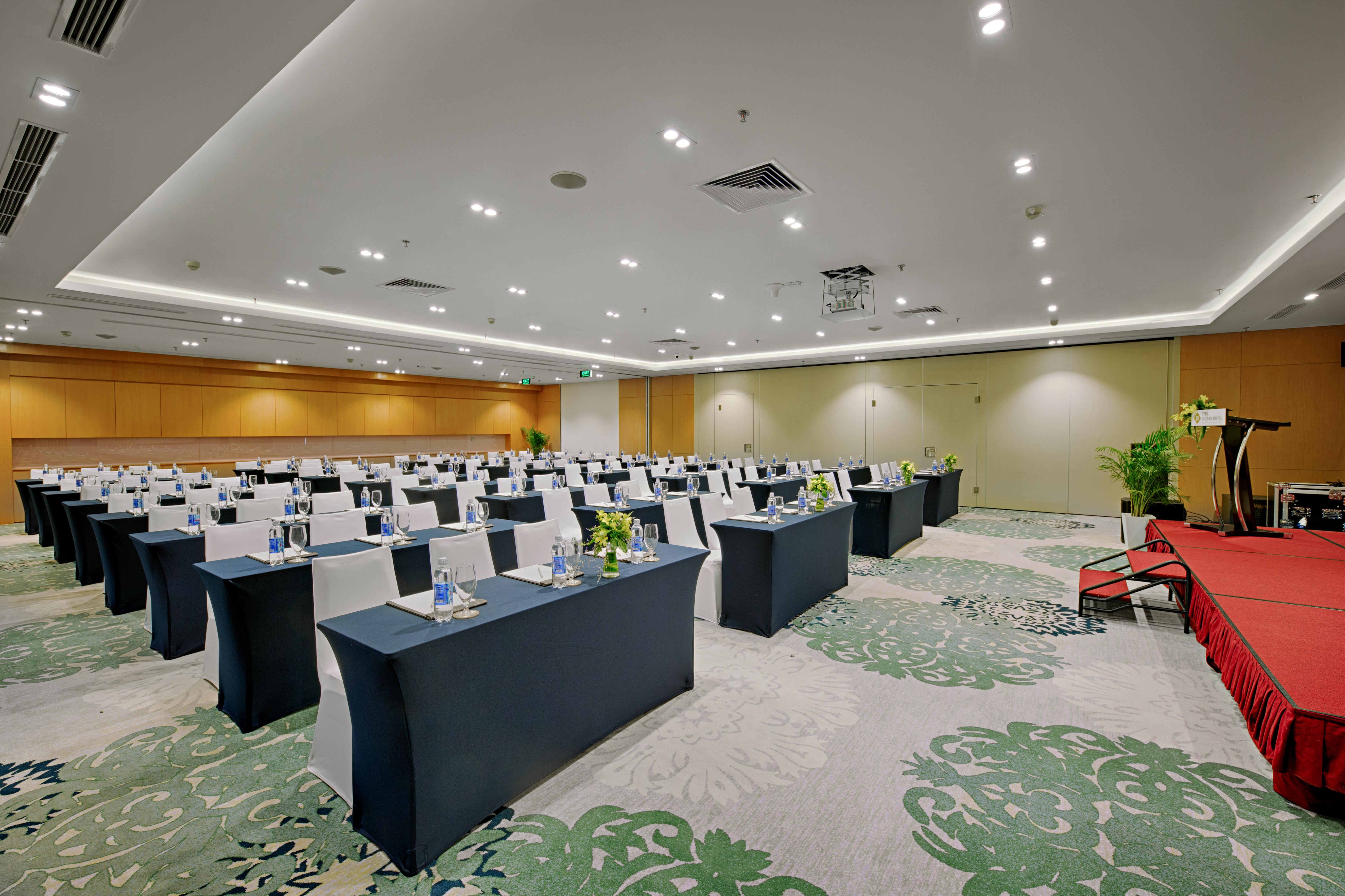 Tms Hotel Da Nang Beach Exterior photo Meeting room