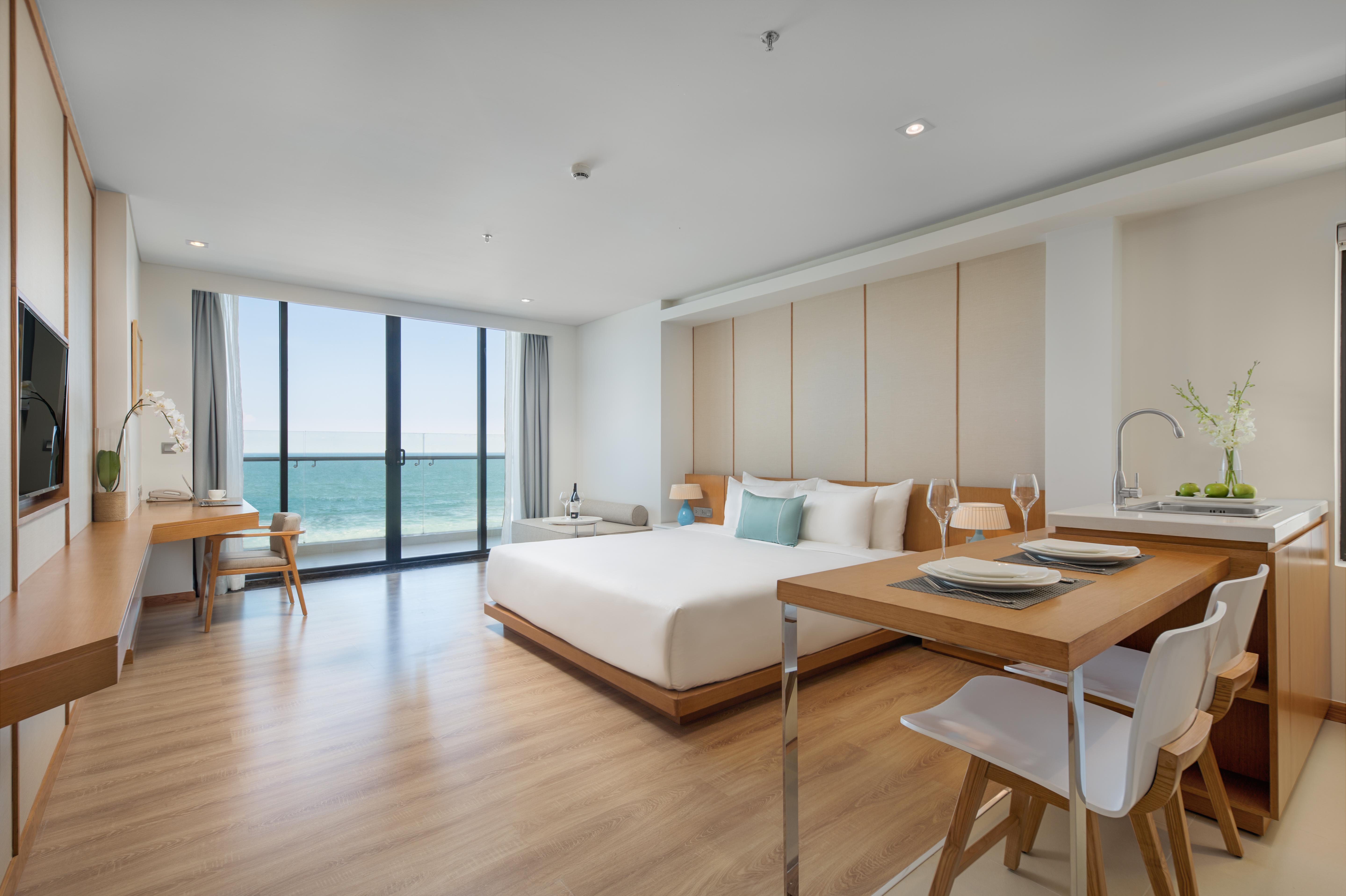 Tms Hotel Da Nang Beach Exterior photo